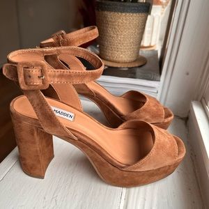 STEVE MADDEN Verdict Brown Suede Platform Heels